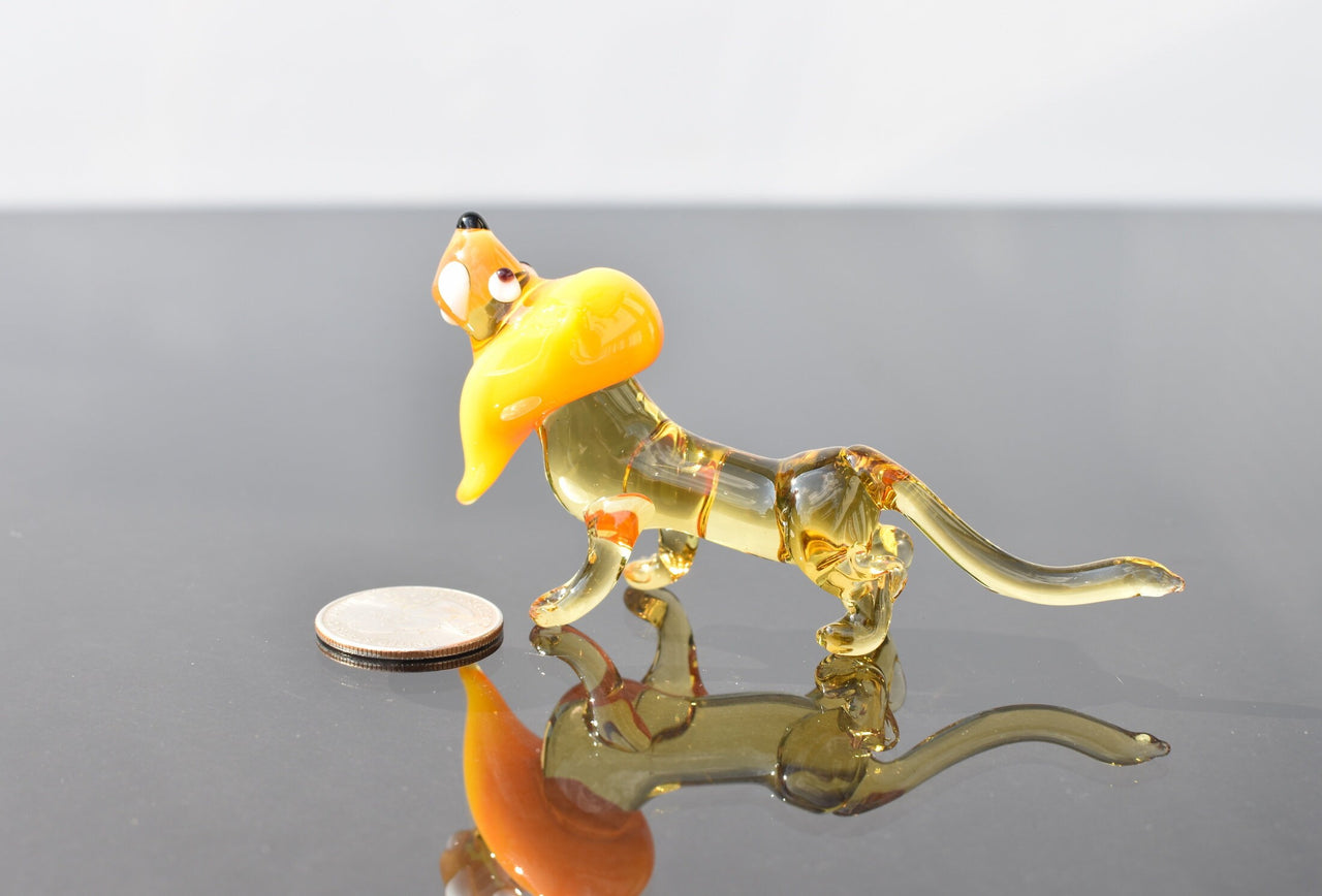 Handmade Glass Lion Figurine: Collectible Flame-Worked Art, 4 Inch