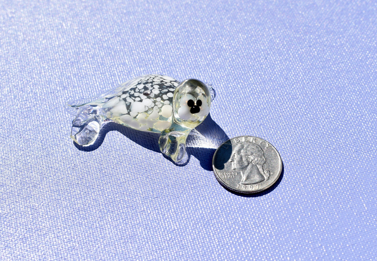Handmade Glass Baby Seal Figurine: Lemonade Color, Whimsical Sculpture