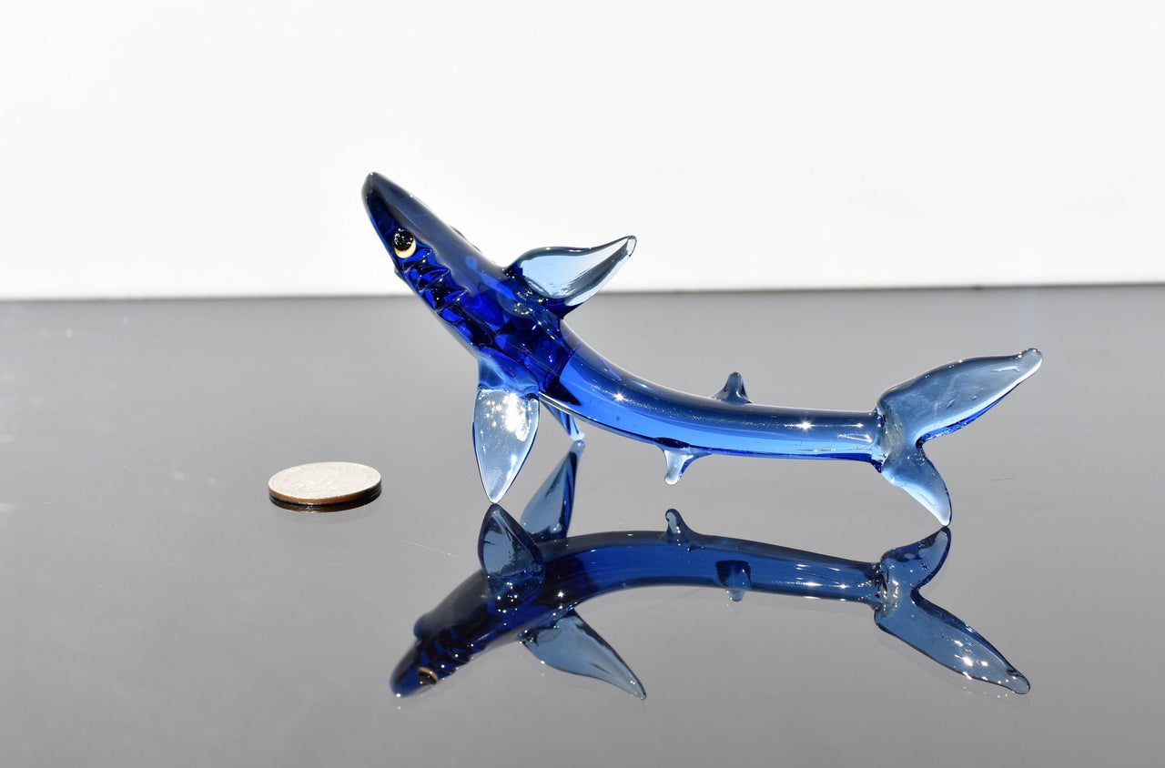 Glass statue of Shark. Detailed figurine with a lot of personality. Excellent addition to your glass menagerie collection.