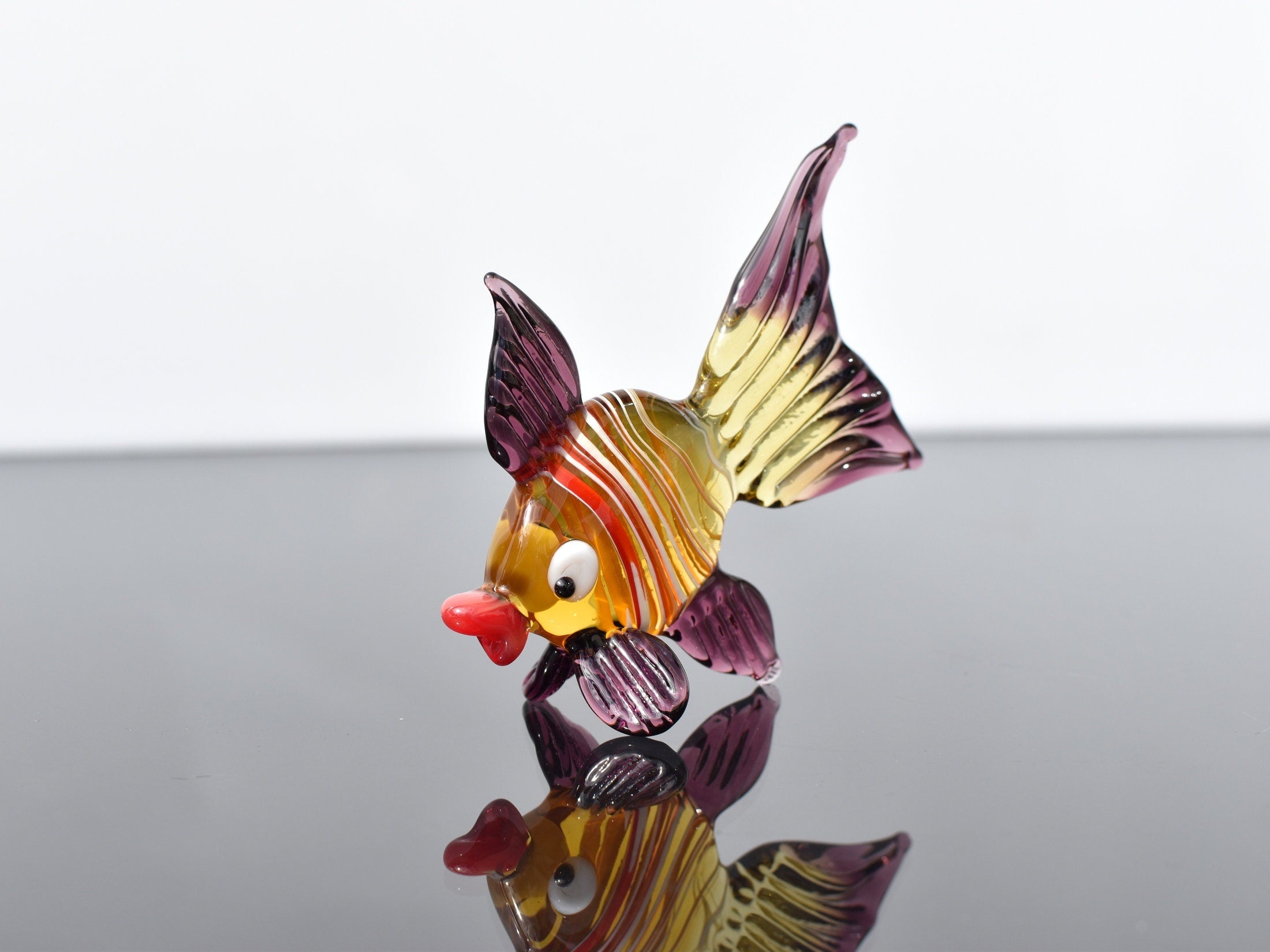 Handmade Glass Fish Figurine: Colorful Flame-Worked Sculpture