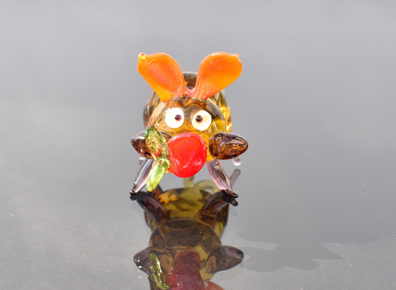Whimsical Glass Pig Figurine: Handmade Flame Work Art