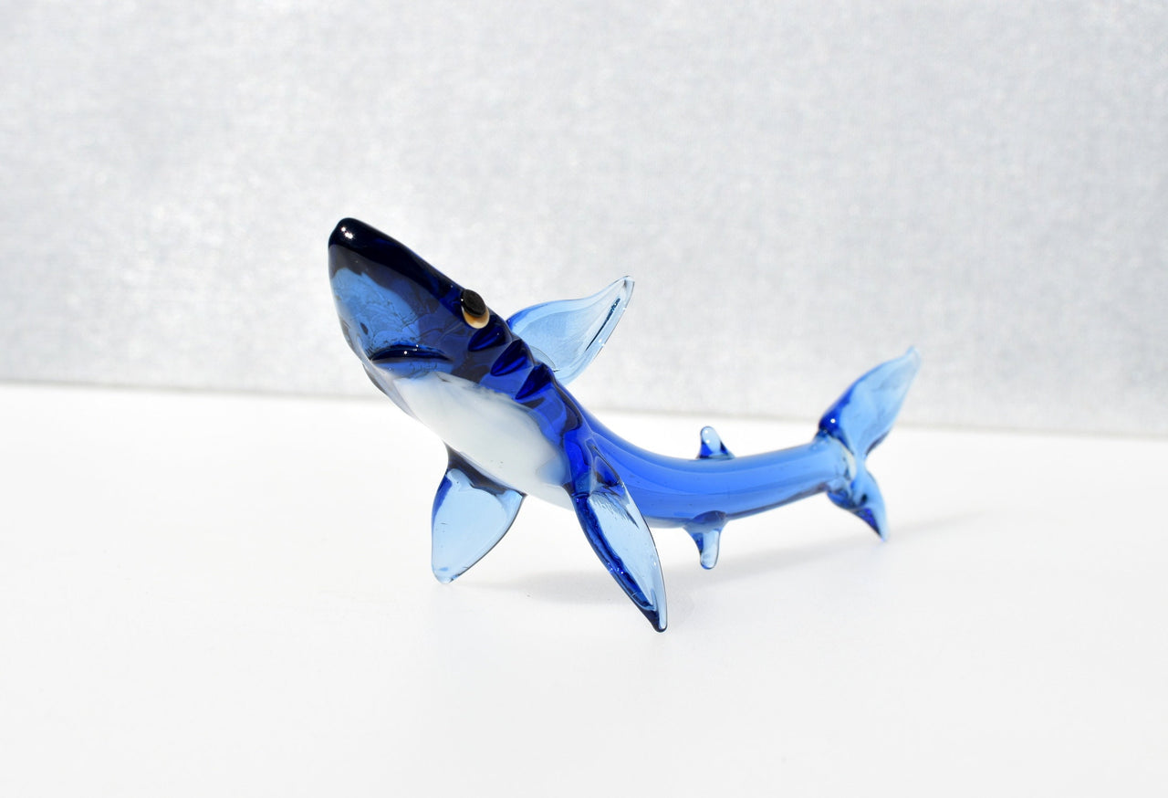 Glass statue of Shark. Detailed figurine with a lot of personality. Excellent addition to your glass menagerie collection.