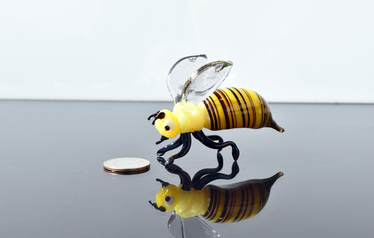 Bee Gifts, Bee Decor, Glass Sculpture, Bumble Bee, Honey Bee, Glass Animals, Blown Glass Animals, Glass Bee, Bees, Honey Bee Decor, Art