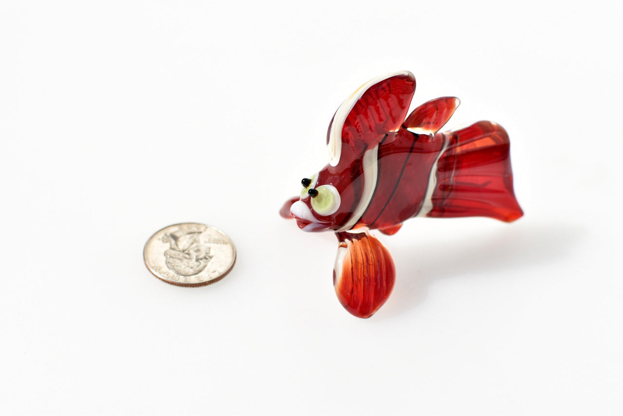Handmade Red Glass Clownfish Figurine: Collectible Art Glass, 3 Inch