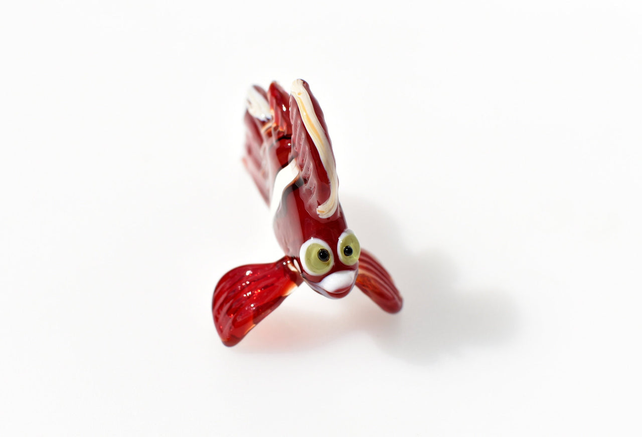Handmade Red Glass Clownfish Figurine: Collectible Art Glass, 3 Inch