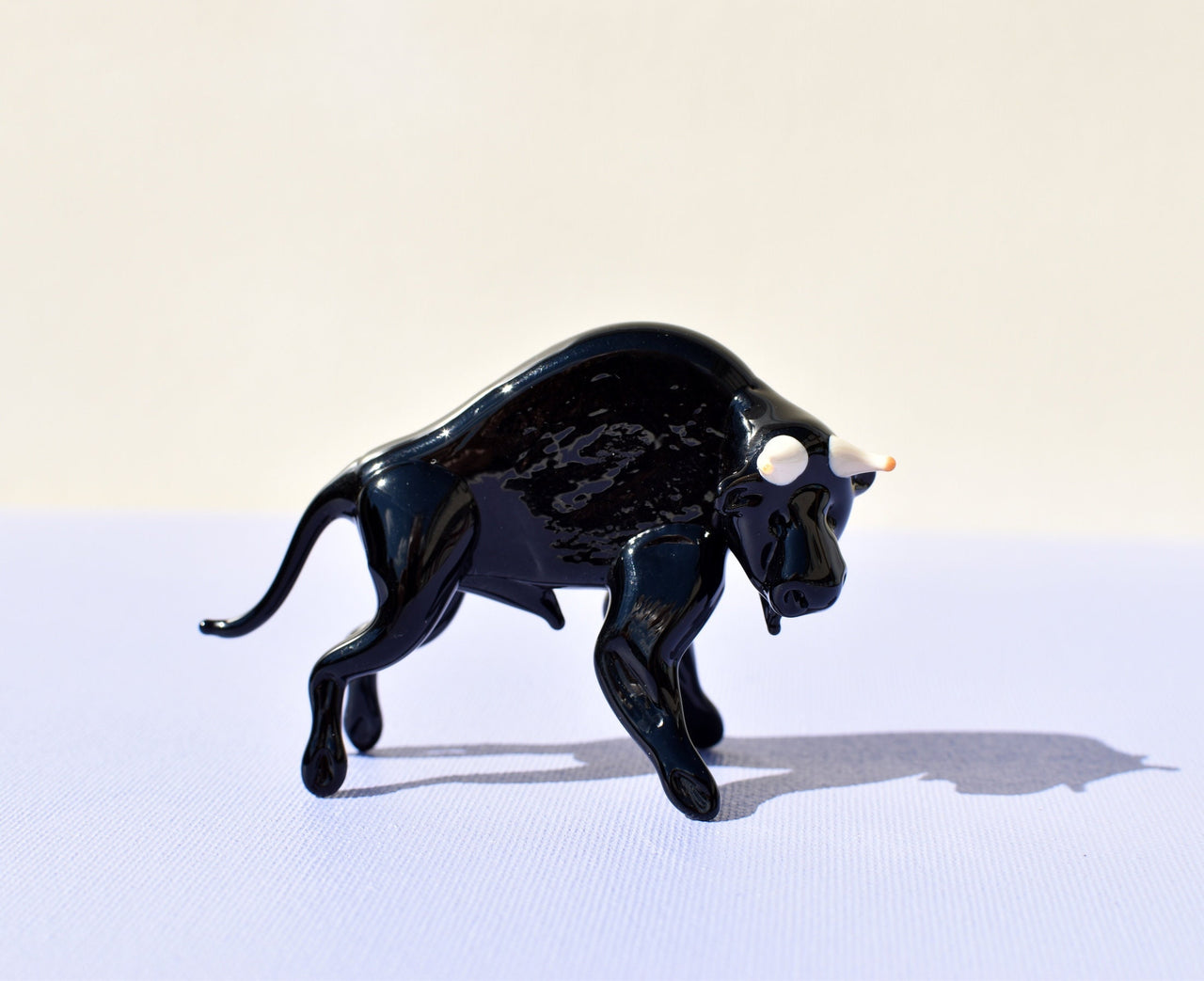 Black Glass Buffalo Figurine: Hand-Blown Art Glass, 3.5 Inch