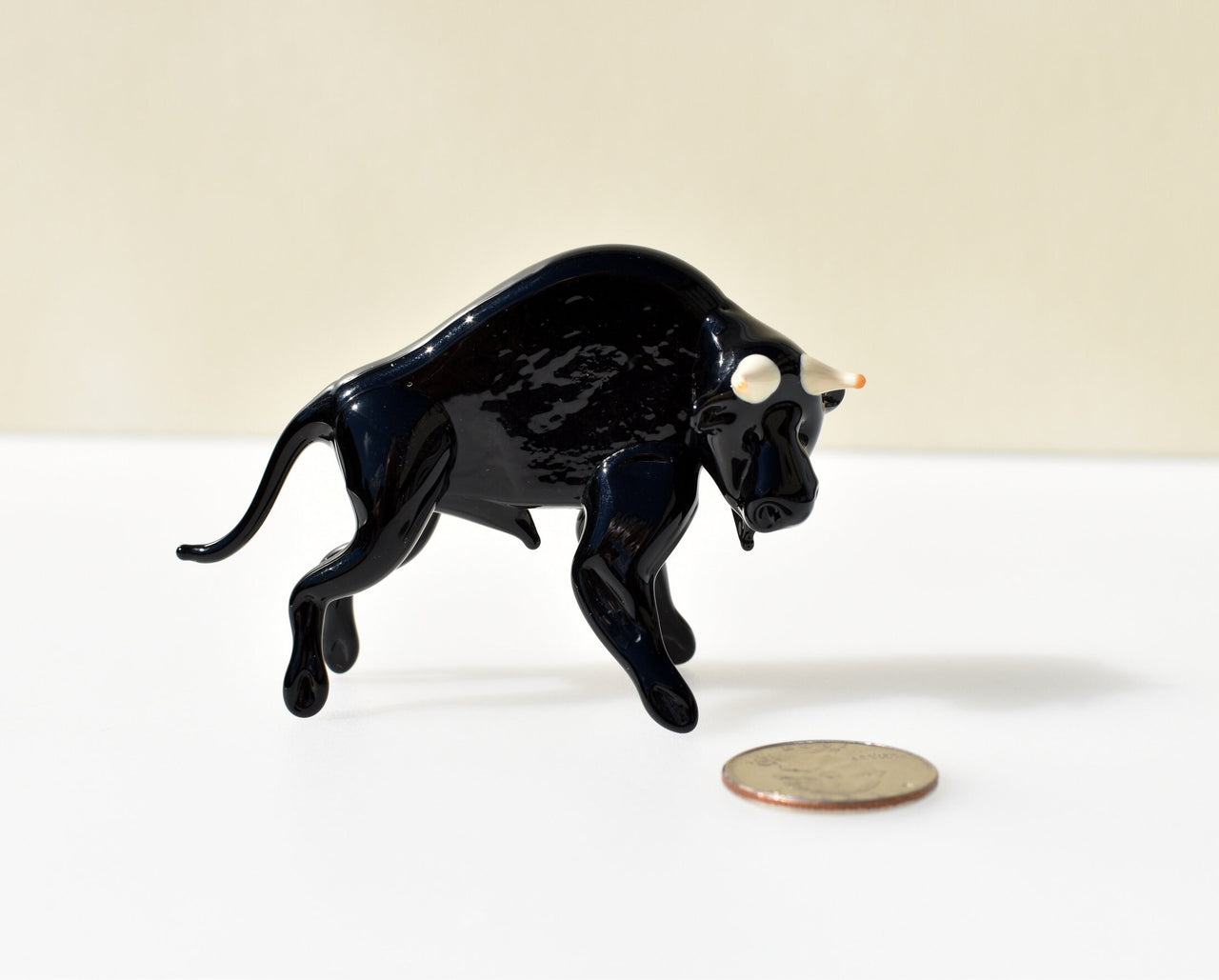 Black Glass Buffalo Figurine: Hand-Blown Art Glass, 3.5 Inch