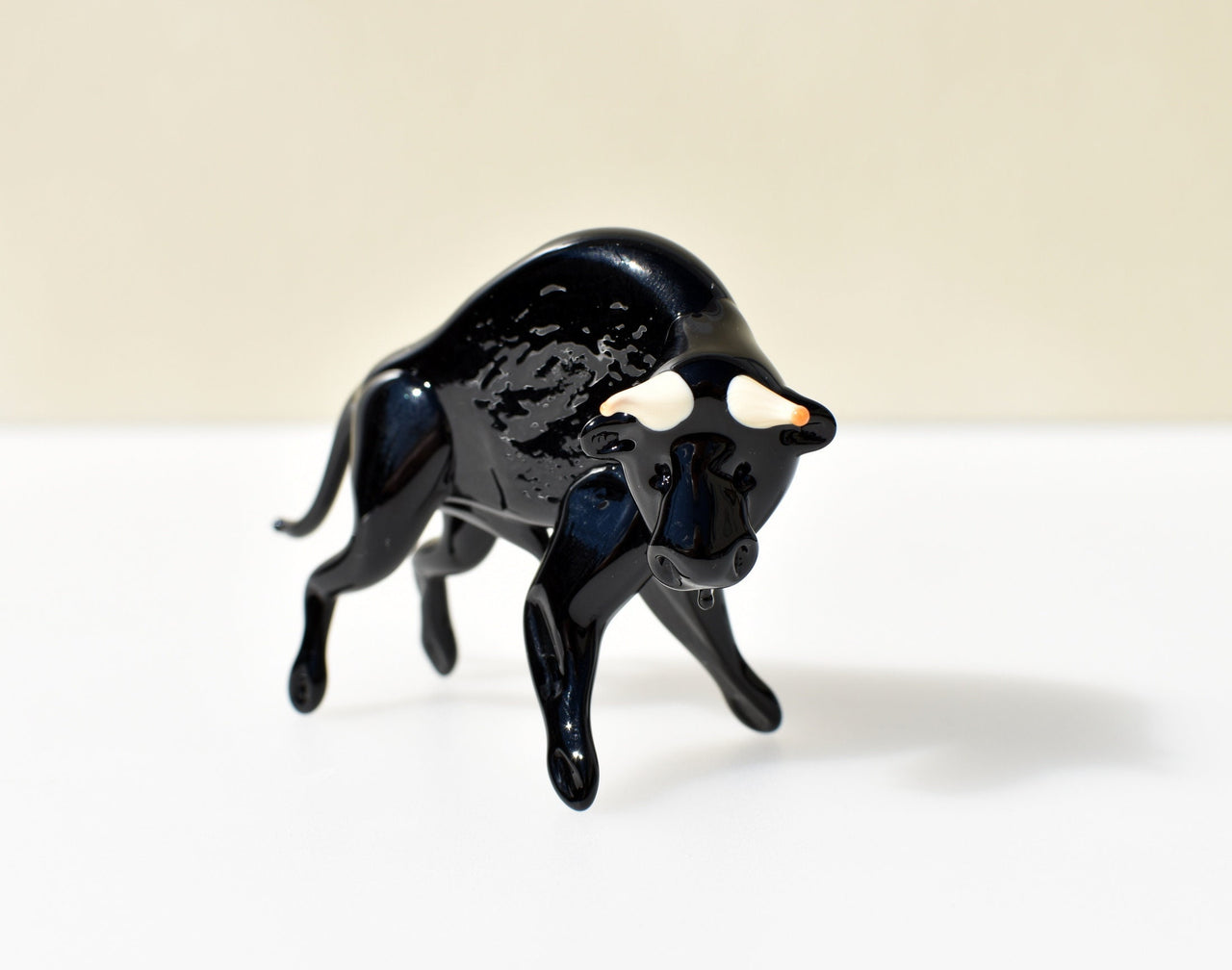 Black Glass Buffalo Figurine: Hand-Blown Art Glass, 3.5 Inch