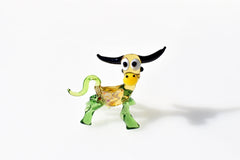 Whimsical Glass Bull Figurine: Hand-Blown Art Glass Collectible