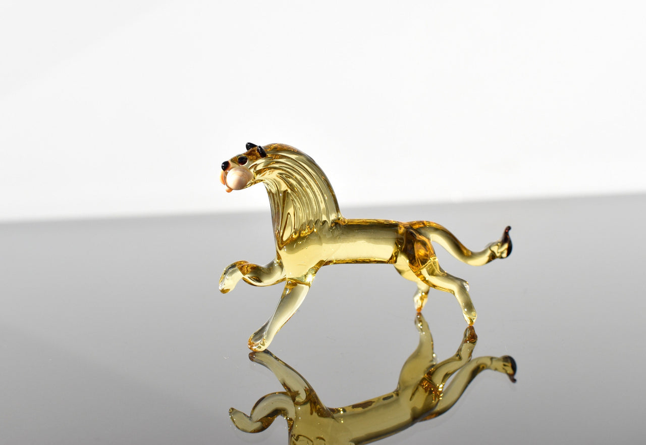 Handmade Glass Lion Figurine: Flame Work Art, Collectible Statue
