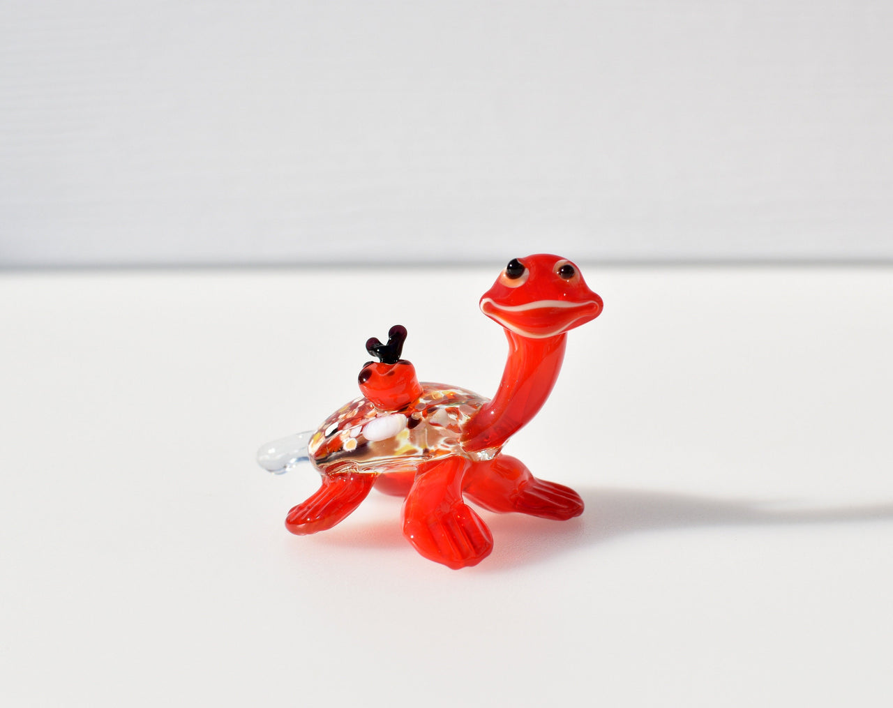 Sea Turtle Gifts, Glass Turtle with Ladybug, Good Luck Gift, Coastal Decor, Blown Glass Animals, Turtle Figurine, Ocean Art, Ladybug Gift