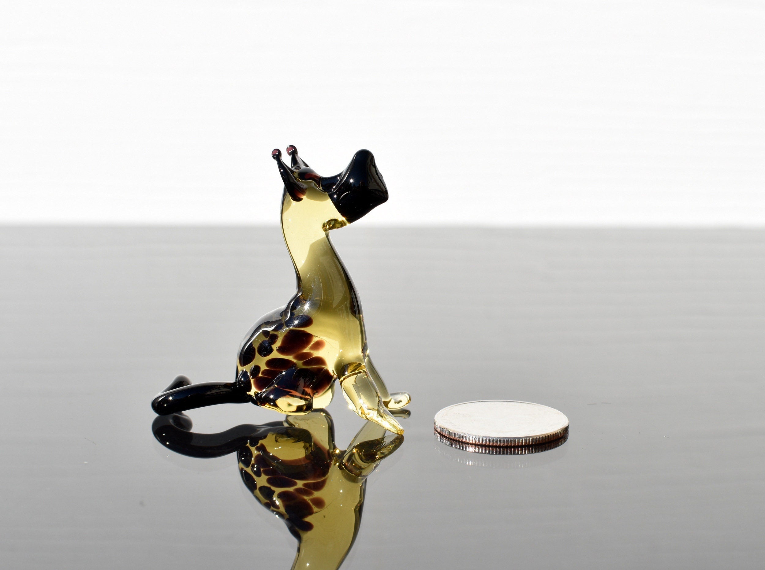 Handmade Glass German Shepherd Figurine: Collectible Dog Sculpture