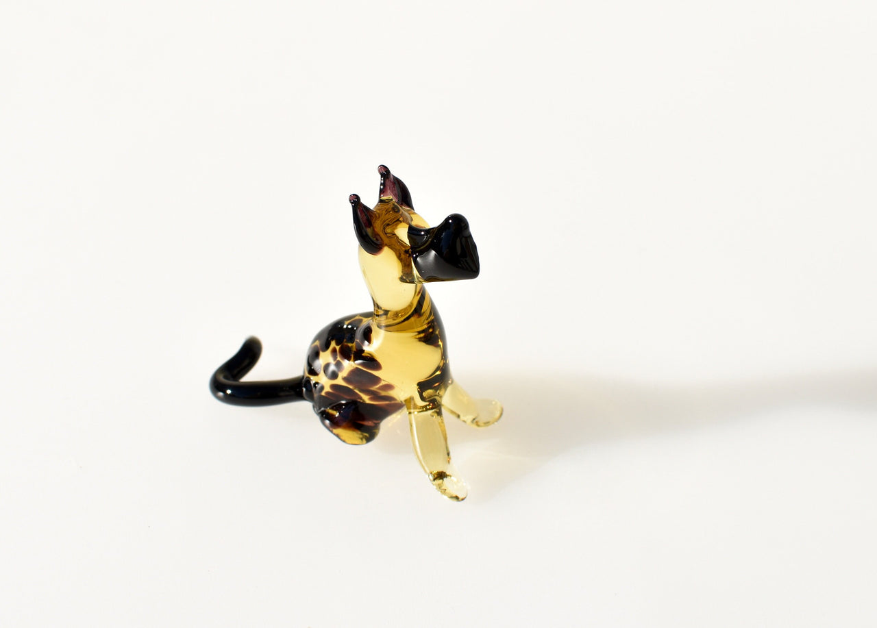 Handmade Glass German Shepherd Figurine: Collectible Dog Sculpture