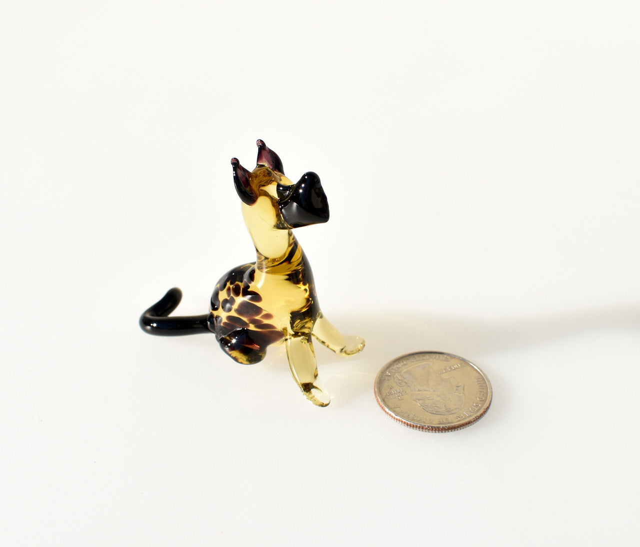 Handmade Glass German Shepherd Figurine: Collectible Dog Sculpture