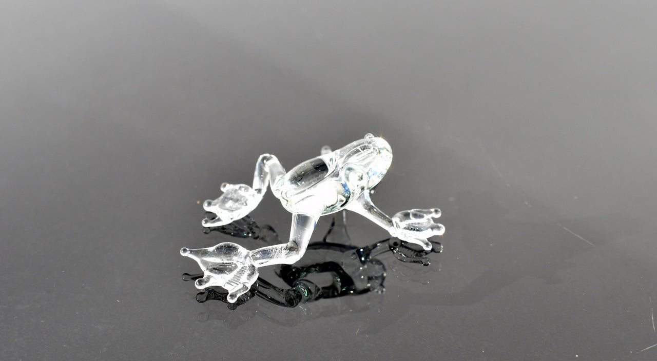 Frog Gifts, Cute Frog, Tiny Glass Animals, Miniature Glass Animals, Glass Animals, Glass Frog, Mini Frog, Lampwork Glass, Frog Figurines