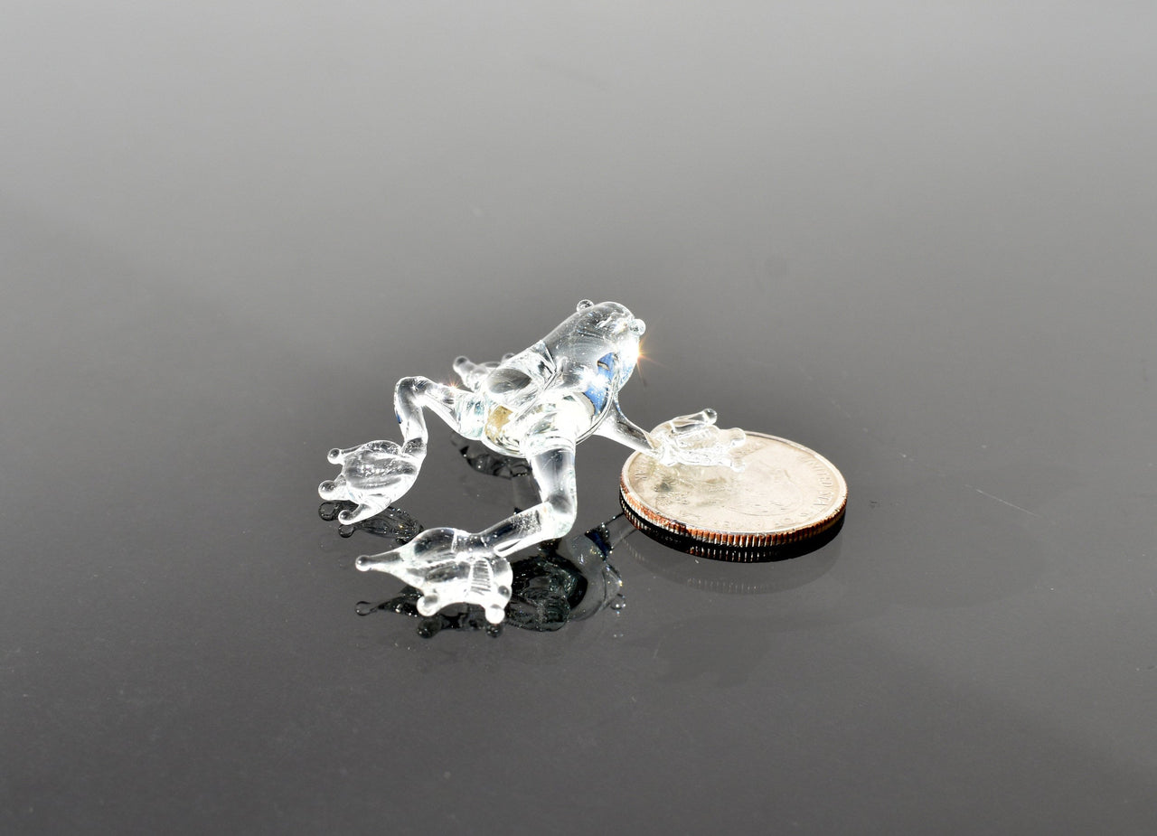 Frog Gifts, Cute Frog, Tiny Glass Animals, Miniature Glass Animals, Glass Animals, Glass Frog, Mini Frog, Lampwork Glass, Frog Figurines