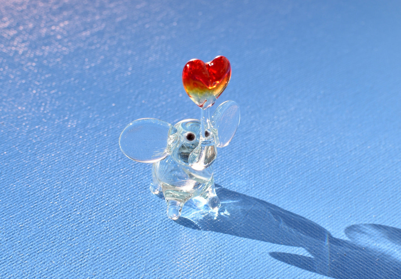 Lampwork Glass Elephant Figurine: Miniature Heart Keepsake