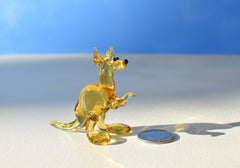 Handmade Glass Kangaroo Figurine: Collectible Animal Sculpture