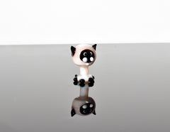 Lampwork Siamese Cat Figurine: Whimsical Glass Menagerie