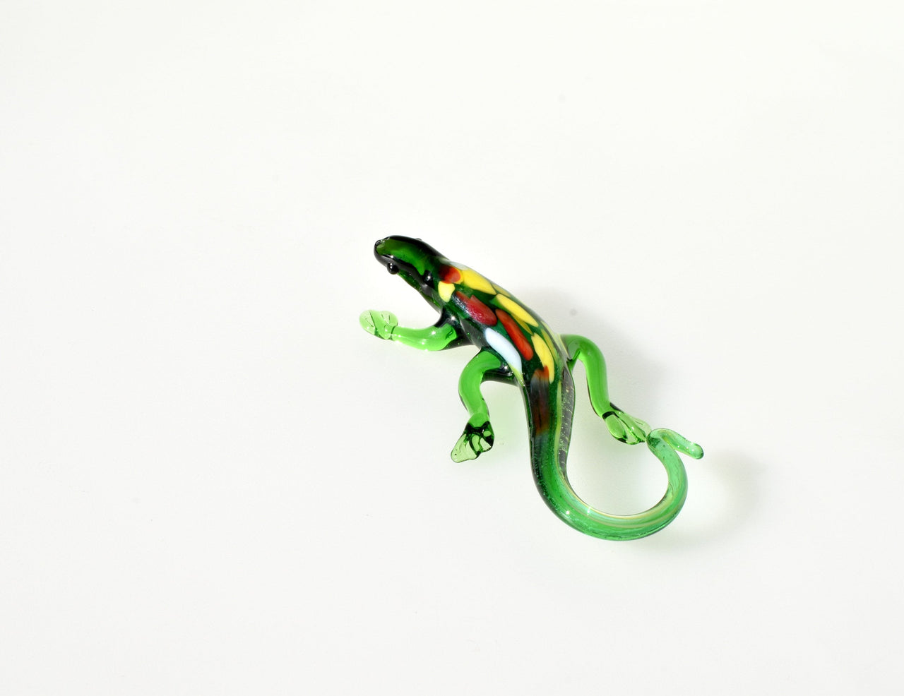 Hand Blown Glass Lizard Figurine: Realistic Reptile Sculpture