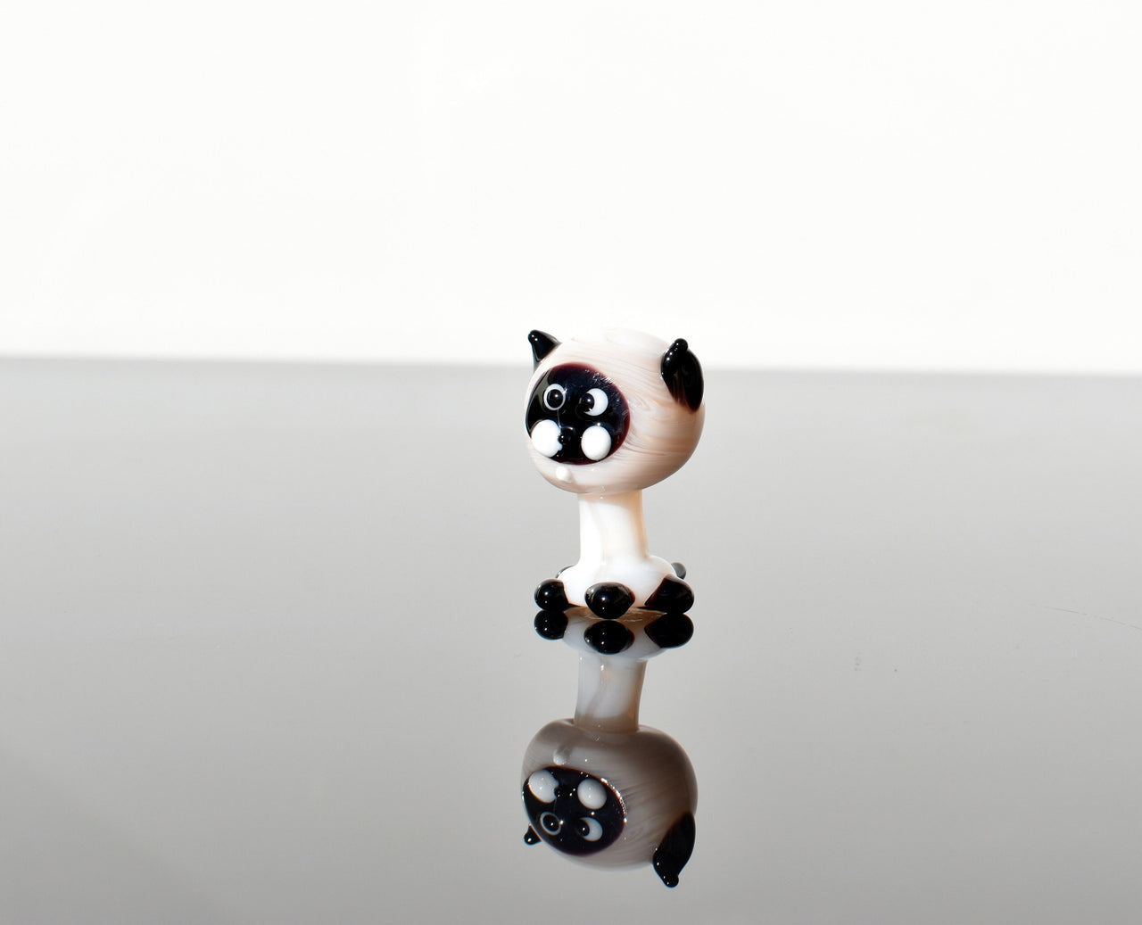 Lampwork Siamese Cat Figurine: Whimsical Glass Menagerie