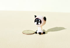 Lampwork Siamese Cat Figurine: Whimsical Glass Menagerie