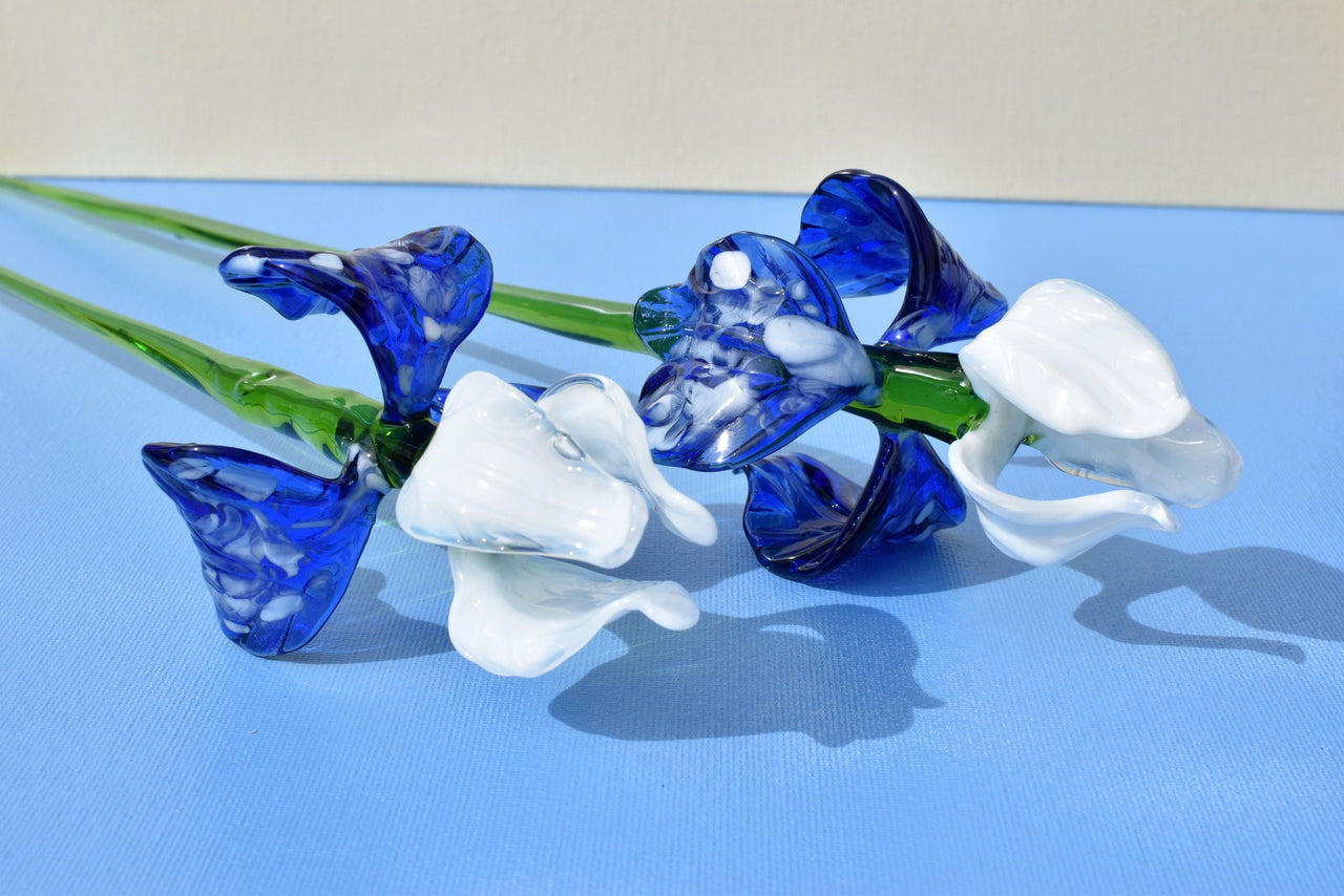 Handblown Blue & White Glass Iris Flower: Realistic Floral Sculpture