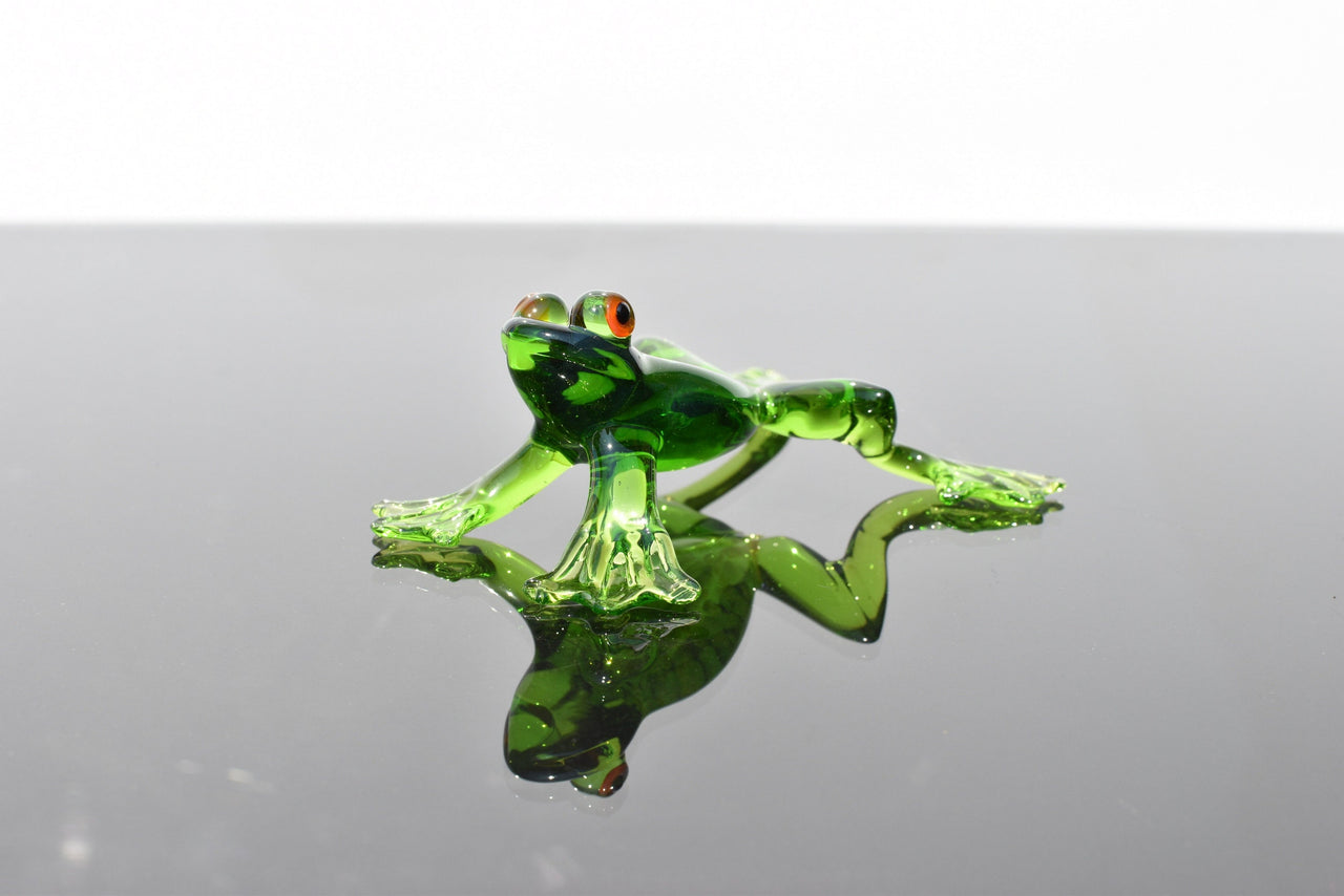 Glass Animals, Glass Sculptures, Frog Gifts, Glass Figurines, Glass Frog, Glass Animal Figurines, Blown Glass Frog, Cute Frog, Frog Glass
