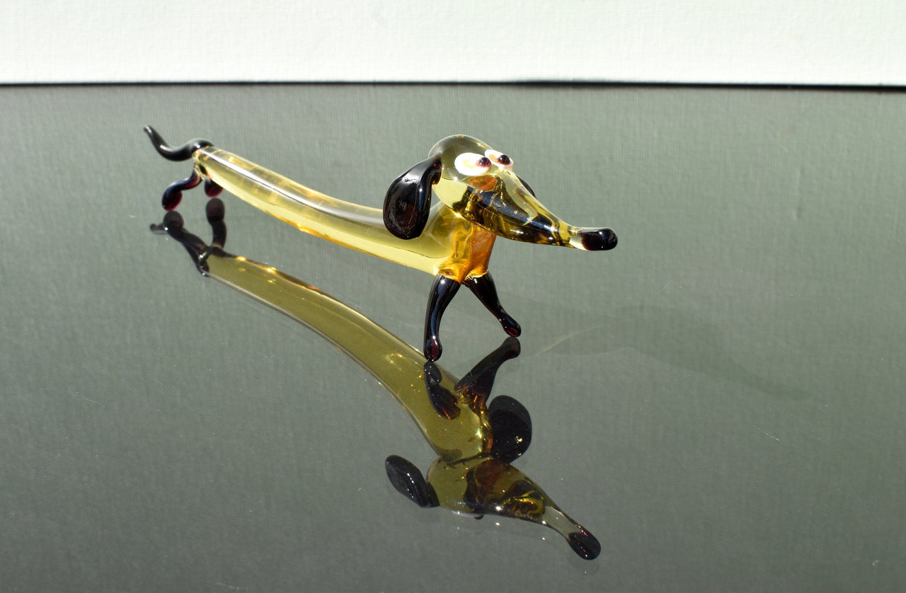 Dachshund Figurine, Dachshund Gifts - Dog Memorial Gift - Dachshund Art, Blown Glass Animals, Dachshund Decor, Glass Dachshund Dog Mom Gift
