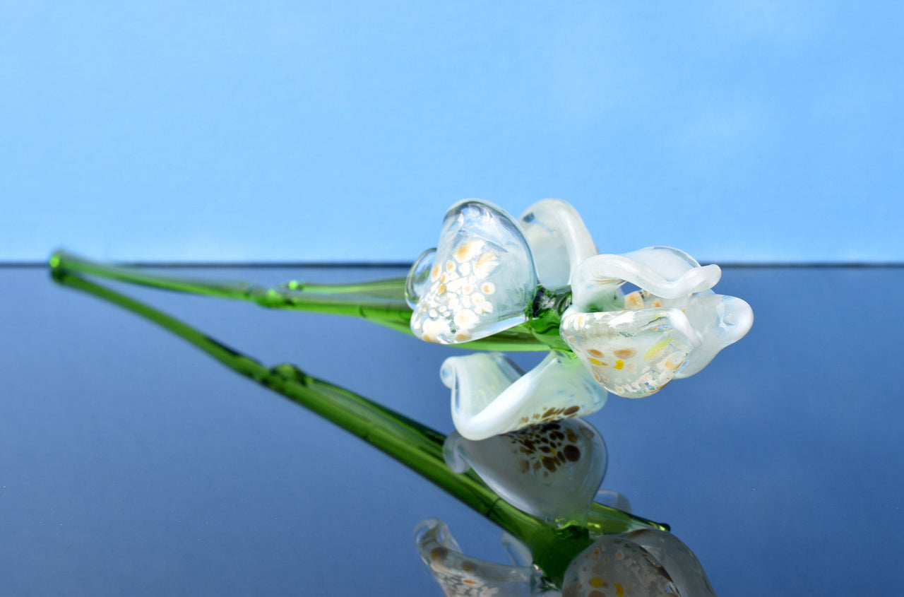Glass iris - White Glass Flower Bouquet - Blown Glass Flowers - Glass Flowers - Christmas Gift for Her Decor