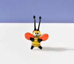 Bee Decor, Glass Sculpture, Glass Figures, Bee Gifts, Bumble Bee, Honey Bee, Glass Animals, Blown Glass Animals, Glass Bee, Bees, Art