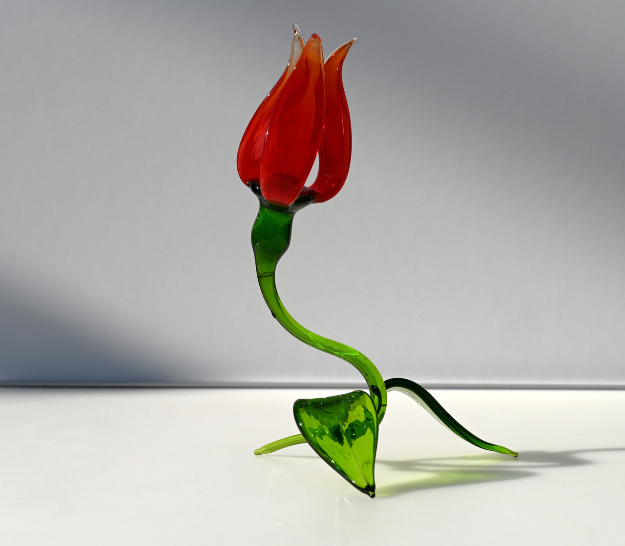 Handmade Red Glass Tulip Flower Sculpture: Collectible Flamework Art
