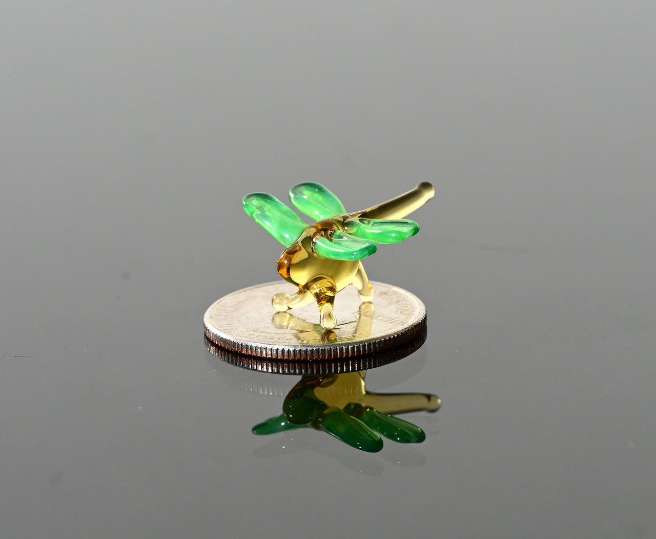 Miniature Glass Dragonfly Figurine: Hand-Sculpted Whimsical Decor