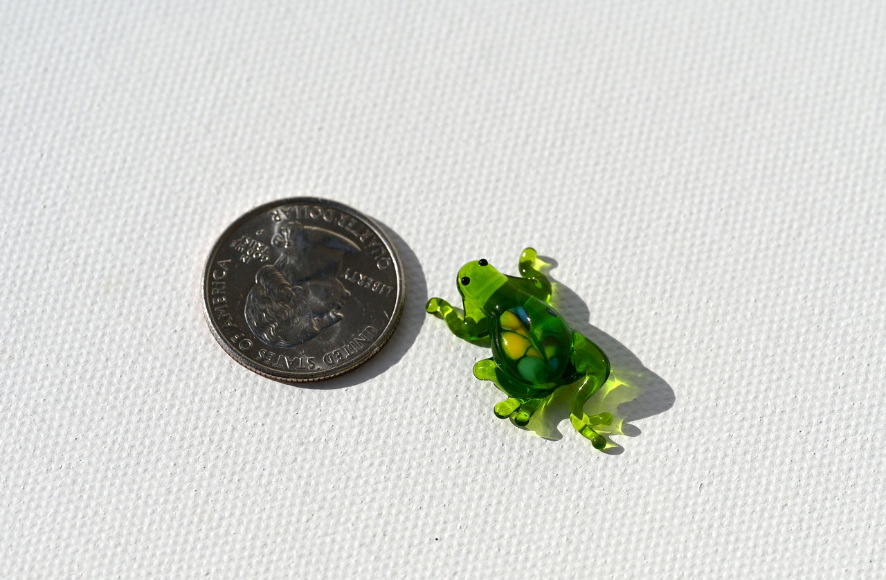 Glass Animals, Frog Figurines, Glass Frog, Tiny Glass Animals, Miniature Glass Animals, Cute Frog, Mini Frog, Lampwork Glass, Frog Gifts