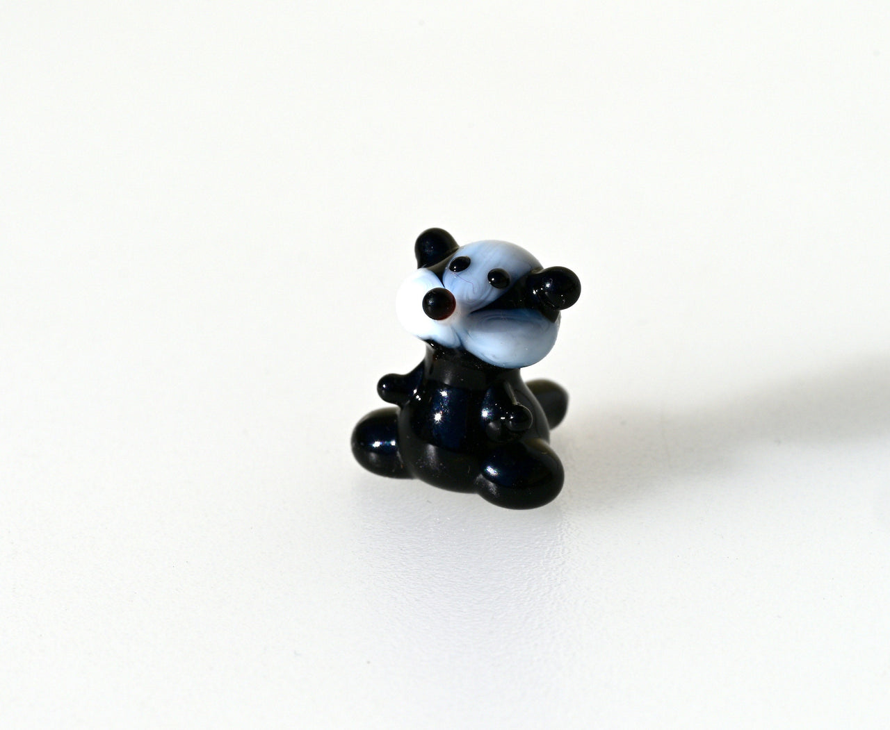 Tiny Glass Badger Figurine – Hand Blown Lampwork Miniature | Black & White Animal Sculpture | Collectible Desk Decor Gift