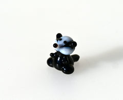 Tiny Glass Badger Figurine – Hand Blown Lampwork Miniature | Black & White Animal Sculpture | Collectible Desk Decor Gift