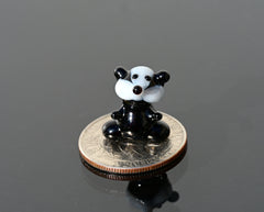 Tiny Glass Badger Figurine – Hand Blown Lampwork Miniature | Black & White Animal Sculpture | Collectible Desk Decor Gift