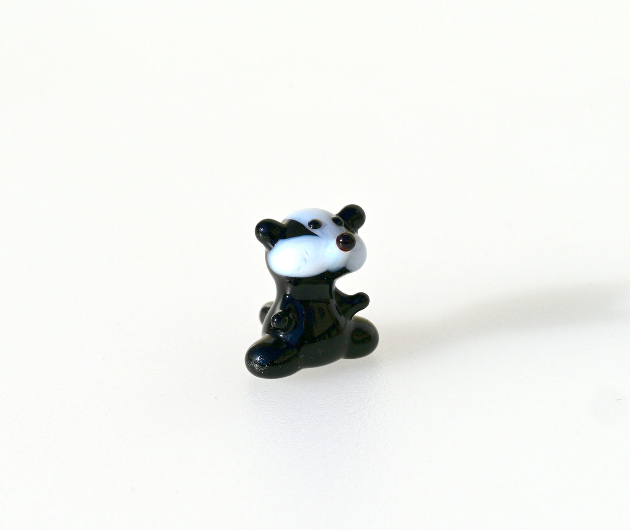 Tiny Glass Badger Figurine – Hand Blown Lampwork Miniature | Black & White Animal Sculpture | Collectible Desk Decor Gift