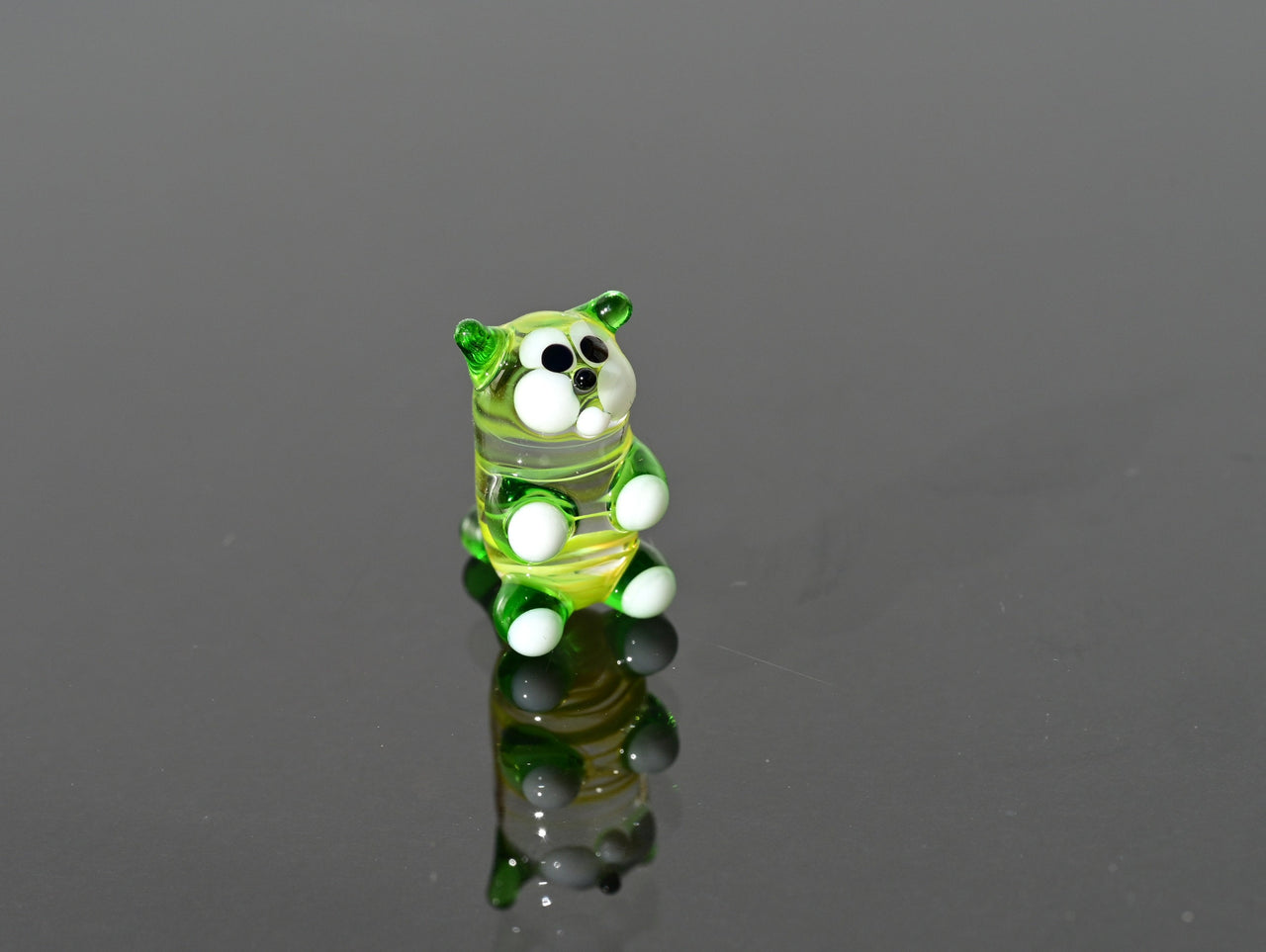 Tiny Glass Animals, Glass Cat Figurine, Mini Glass Animals, Cat Figure, Glass Cat, Cat Art, Glass Sculpture, Glass Animals, Cat Statue, Cats