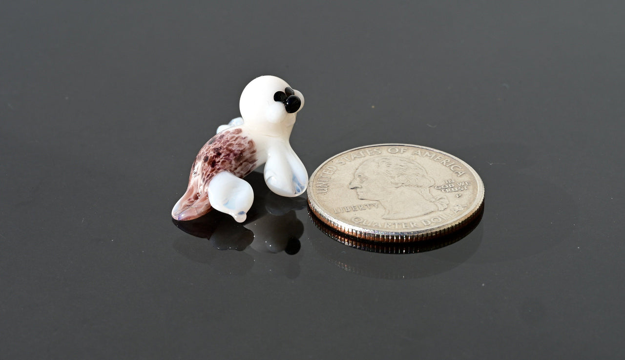 Seal, Ocean Decor, Tiny Glass Animals, Sea Creatures, Ocean Art, Mini Glass Animals, Sea Animals, Glass Figures, White Seal, Miniature