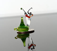 Hand Blown Green Glass Snail Figurine: Miniature Garden Sculpture