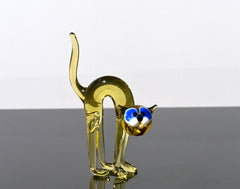 Handmade Yellow Glass Cat Figurine: Whimsical Flame-Worked Art