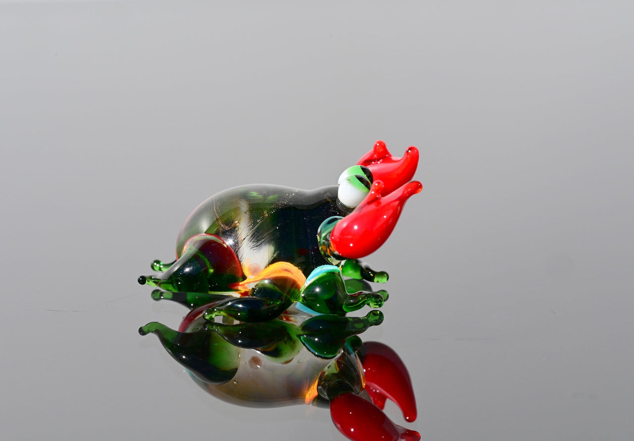 Handmade Glass Crab Figurine: Whimsical Clear-Green Sculpture