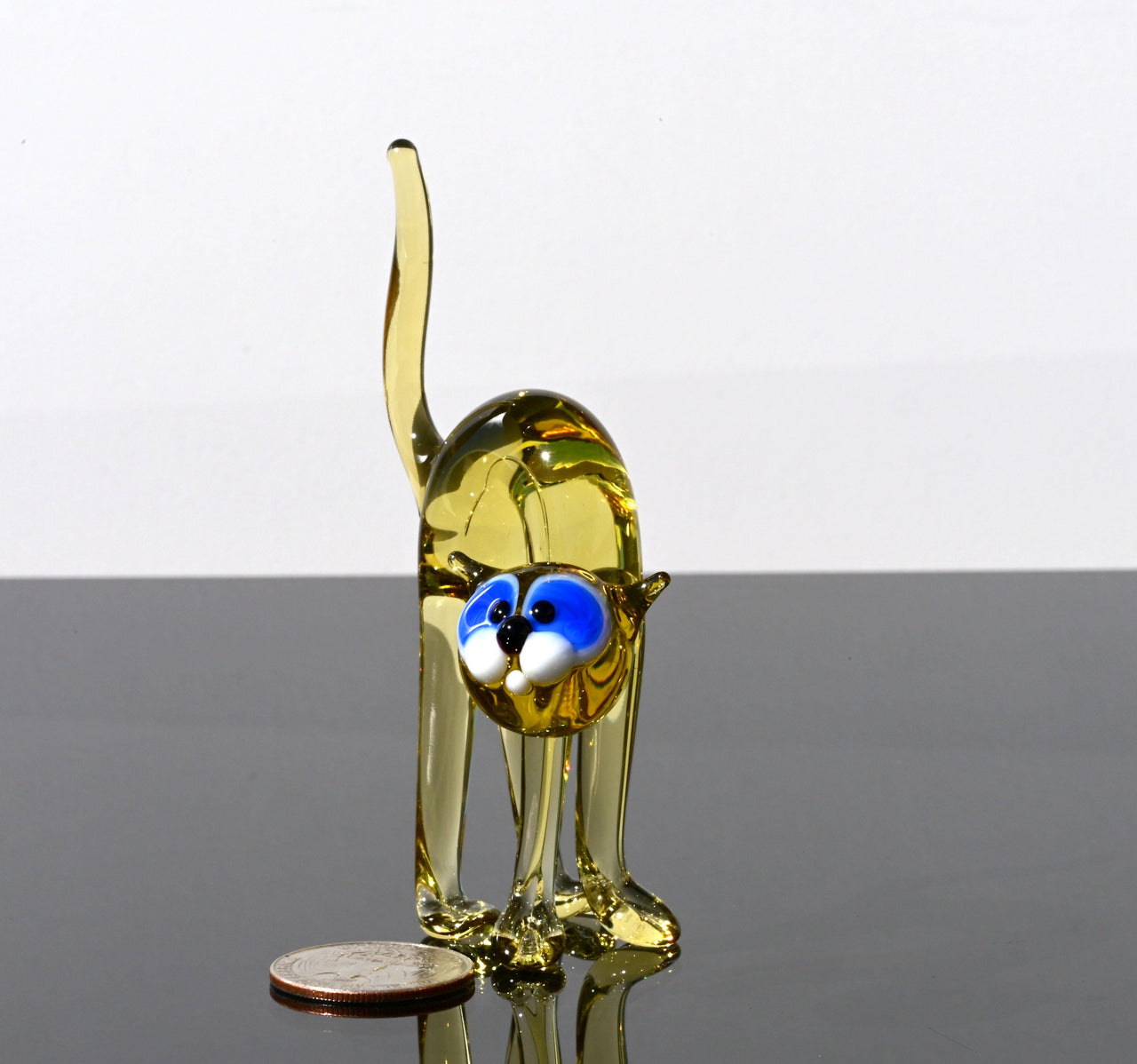 Handmade Yellow Glass Cat Figurine: Whimsical Flame-Worked Art