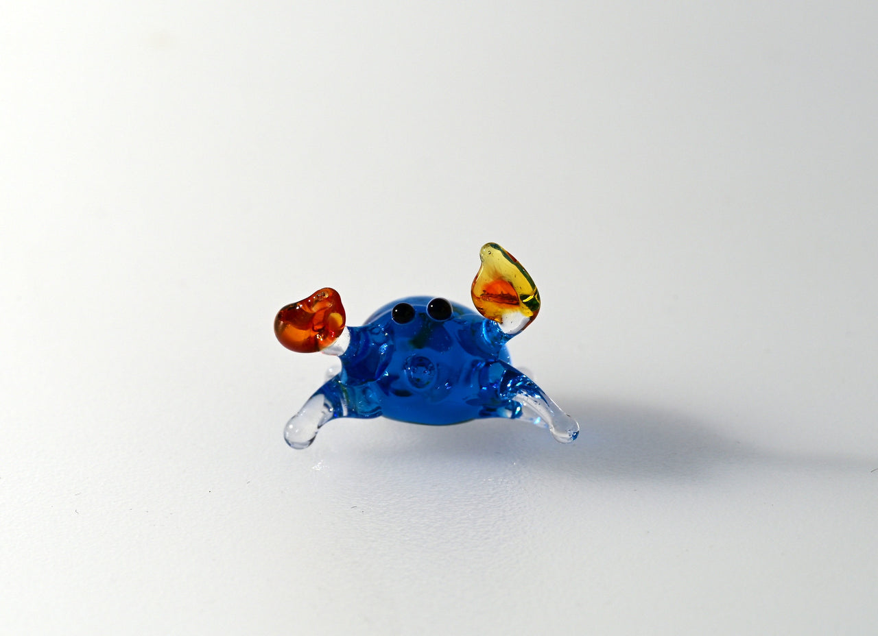 Tiny Glass Animals, Glass Crab, Blue Crab, Mini Glass Animals, Summer Decor, Crab Decor, Sea Animals, Hand Blown Glass, Glass Animals, Crabs
