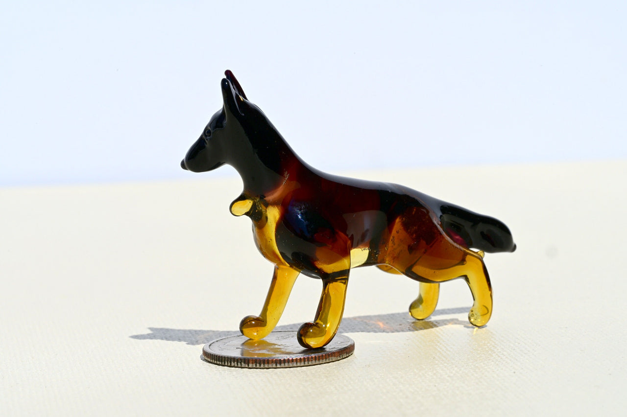 Handmade Glass German Shepherd Figurine: Flame Work Art, 2.5 inch