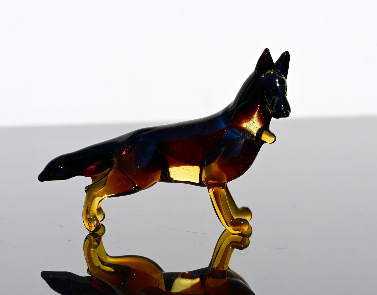 Handmade Glass German Shepherd Figurine: Flame Work Art, 2.5 inch