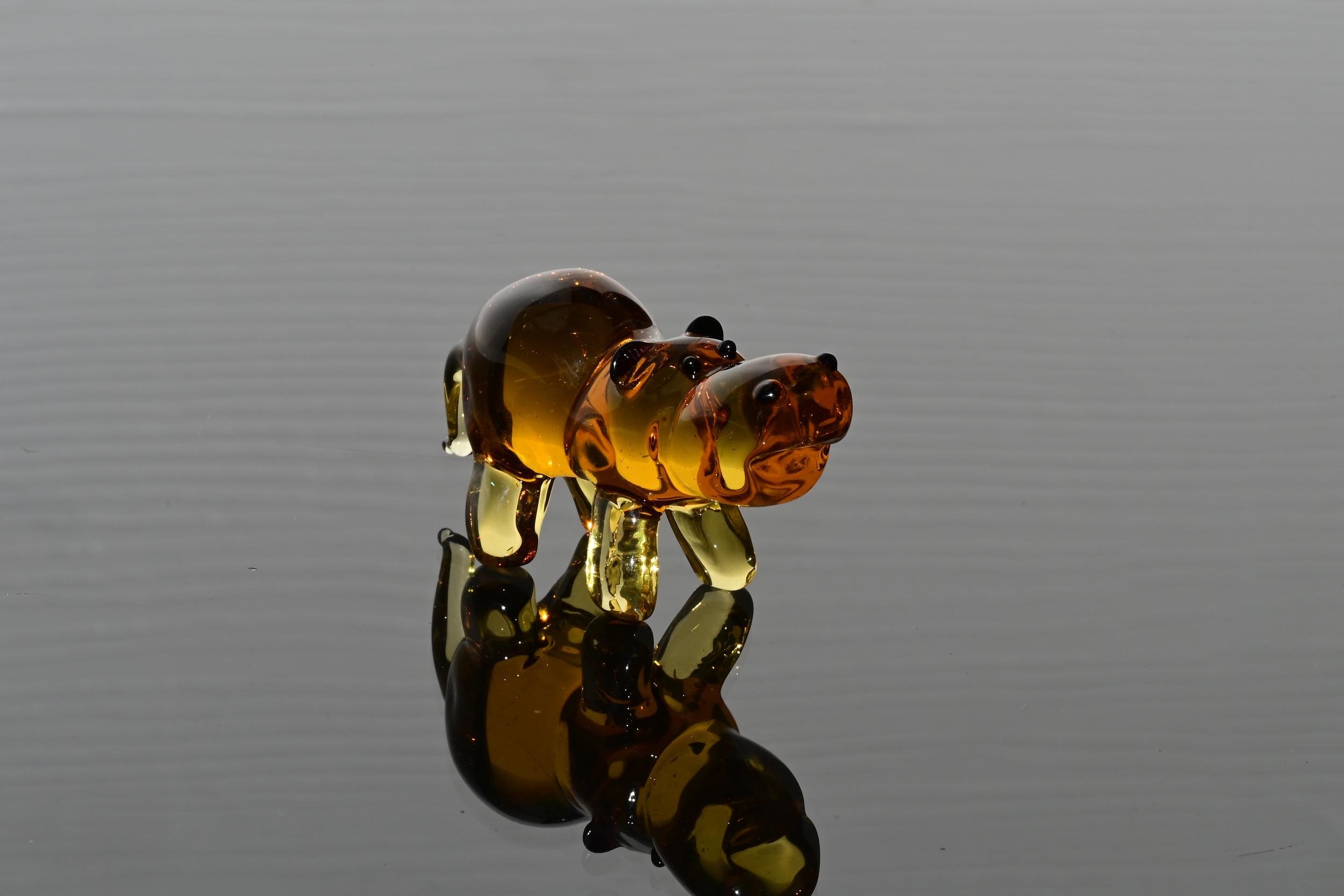 Amber Glass Hippo Figurine – Handcrafted Animal Sculpture, Unique Collectible Gift