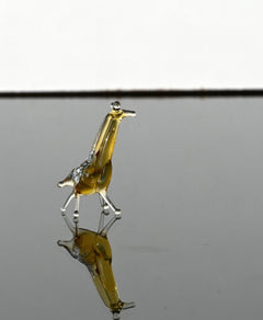 Tiny Glass Giraffe – Handblown Miniature Animal Figurine for Collectors