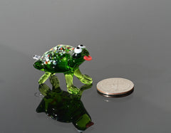 Hand Blown Glass Frog Figurine: Whimsical Collectible Sculpture